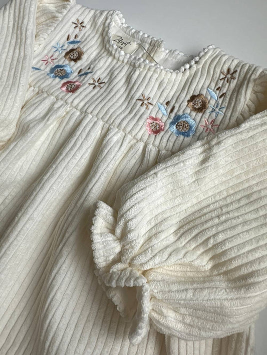 Side view of the Bubble Dress